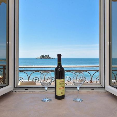 Beach House Petrovac Kültér fotó