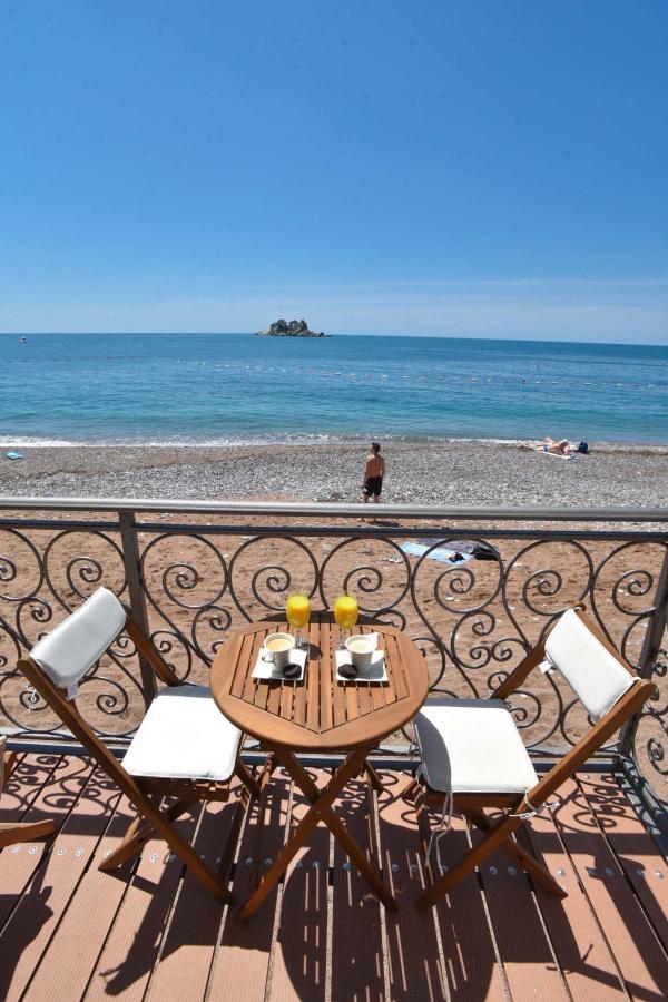 Beach House Petrovac Kültér fotó