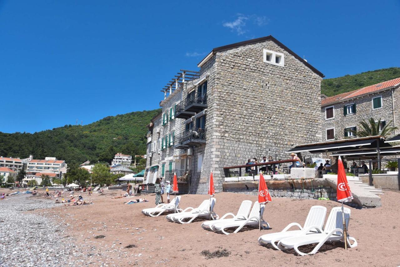 Beach House Petrovac Kültér fotó